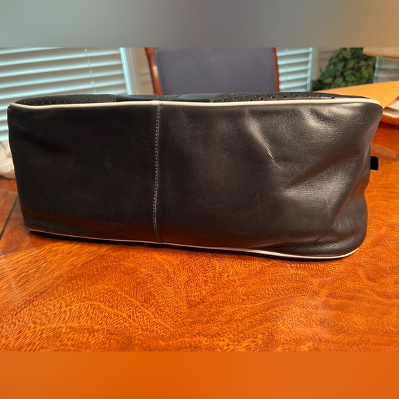 PRADA Vitello Drive Leather Bowler/Doctors Handbag - Picture 16 of 16